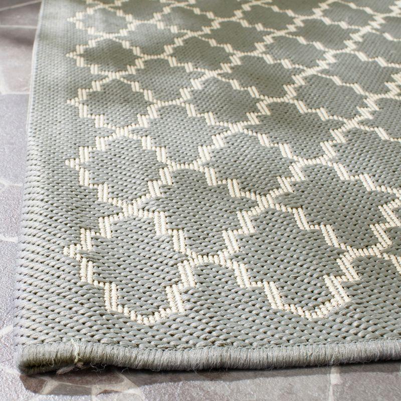 Gray Geometric Synthetic Indoor/Outdoor Area Rug 27" x 18"