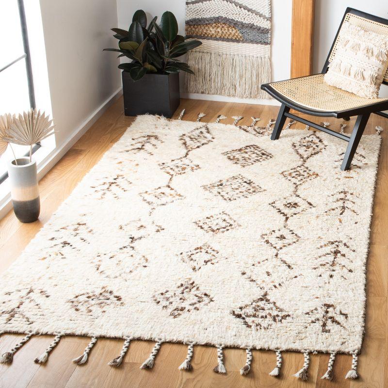 Kenya KNY115 Handmade Indoor Area Rug - Ivory/Brown - 6'x9' - Safavieh