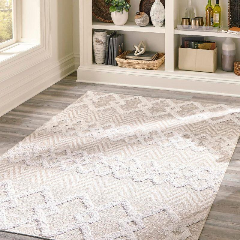 Beige Geometric Flat Woven Indoor Rug 4' x 6'