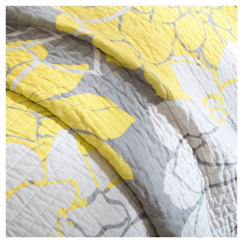Madison Park Lola Floral 6 Piece Reversible Cotton Quilt Set