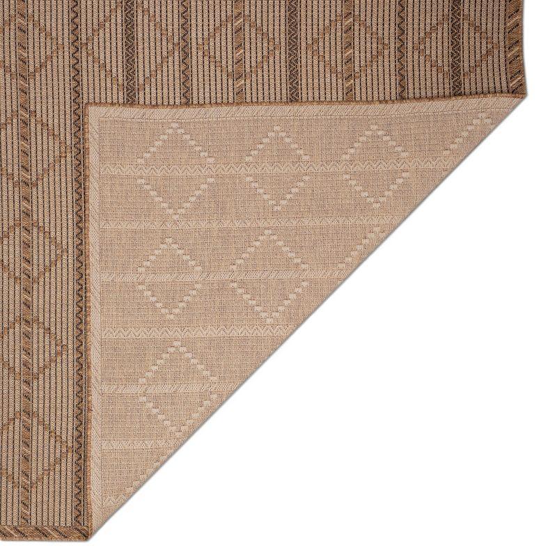 Liora Manne Monterey Delicate Diamond Indoor/Outdoor Rug Black 7'10" Square