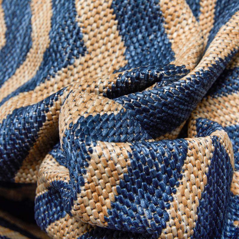 Marshanna Kesia Modern Stripes Indoor/Outdoor Blue Flat-Weave Rug