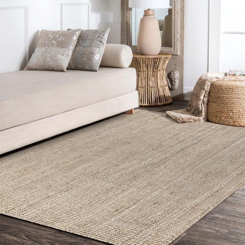 Pata Hand Woven Chunky Jute Indoor Area Rug - JONATHAN Y