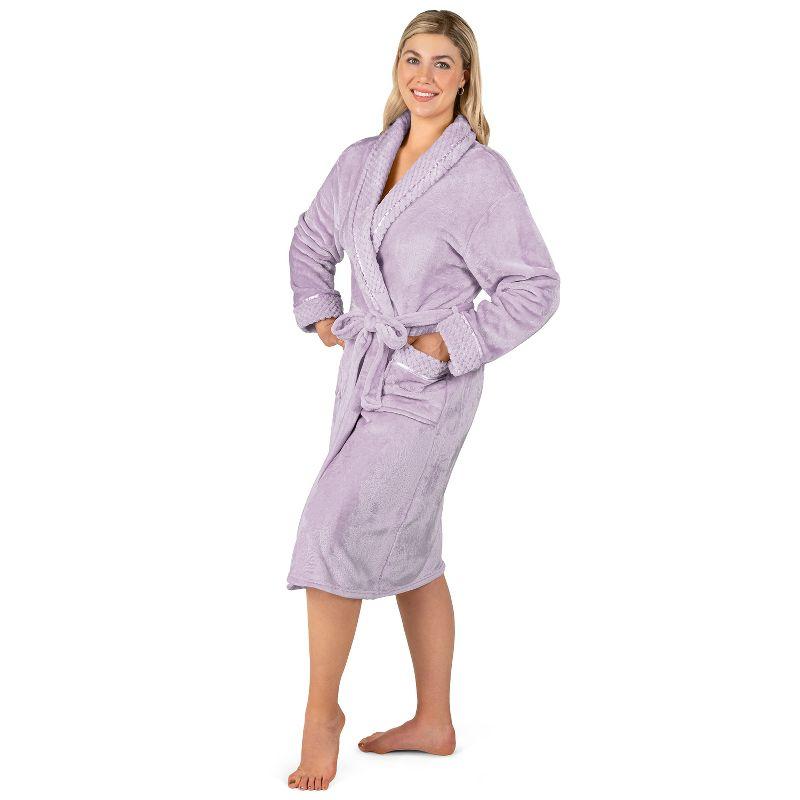 PAVILIA Soft Plush Women Fleece Robe, Cozy Warm Housecoat Bathrobe, Fuzzy Female Long Spa Robes (Lavender, Small-Medium)