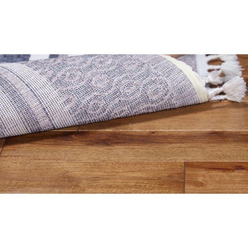Marrakesh MRK515 Power Loomed Indoor Area Rug - Ivory/Blue - 5'3"x7'6" - Safavieh