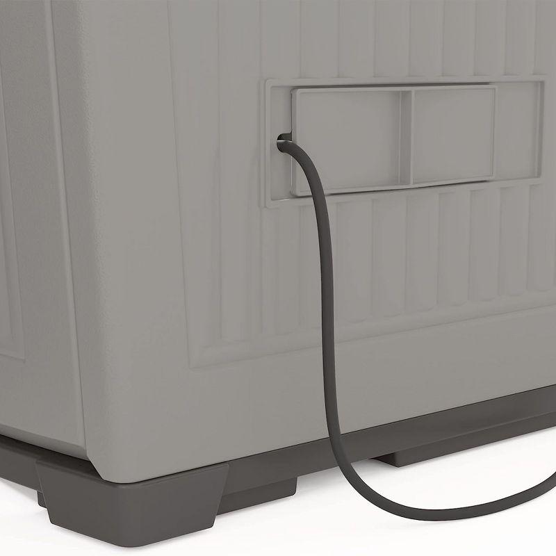 Suncast Suncast 130 Gallon Water Resistant Deck Box