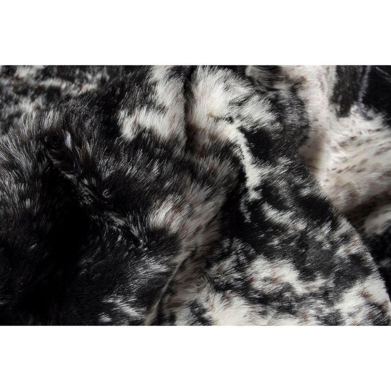 Luxe Classic Faux Hide Rug | Edinburgh s&p black/white | 5.25'x7.5'