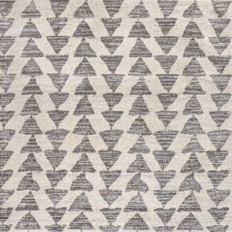 JONATHAN Y Aisha Moroccan Triangle Geometric Cream/Gray 5' Square Area Rug