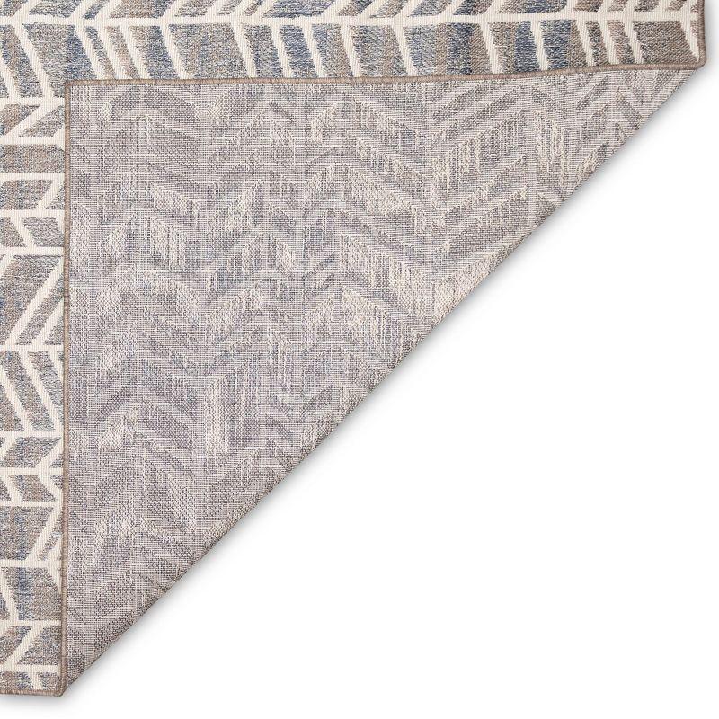 Liora Manne Cove Geometric Indoor/Outdoor Rug..