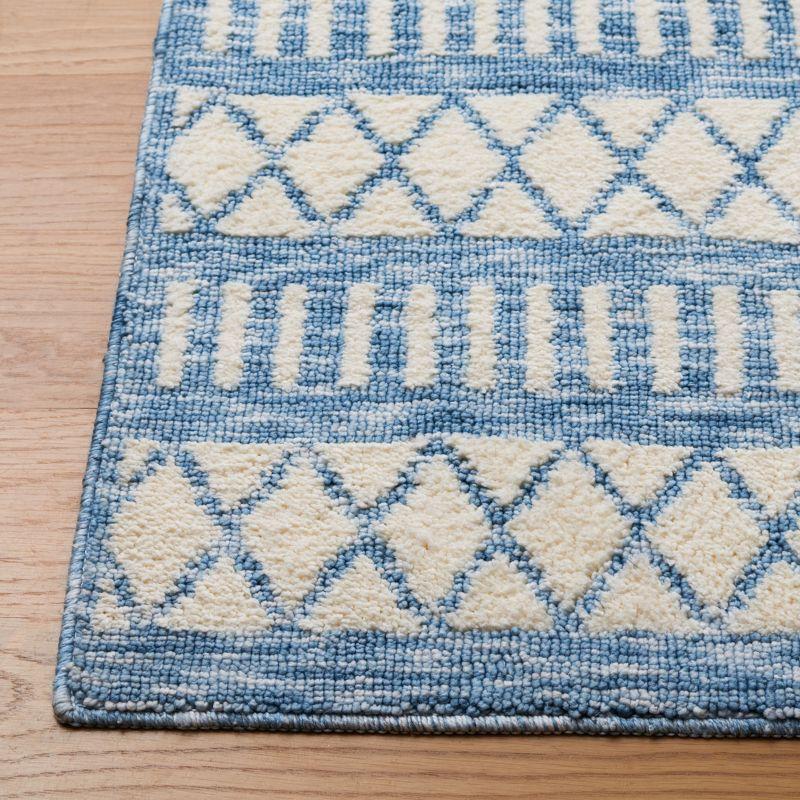 Ivory and Blue Washable Synthetic Area Rug, 3' x 5'