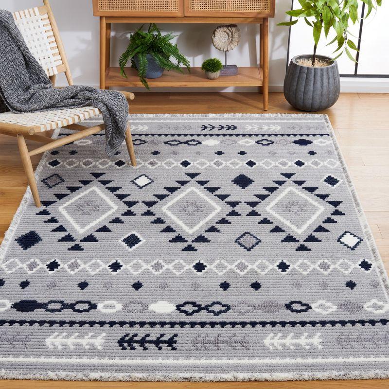 Marrakesh MRK606 Power Loomed Area Rug - Gray/Navy - 4'x6' - Safavieh.
