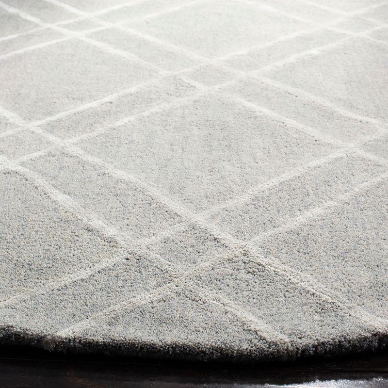Himalaya HIM901 Handmade Accent Rug - 2'x3' - Grey/Silver - Safavieh
