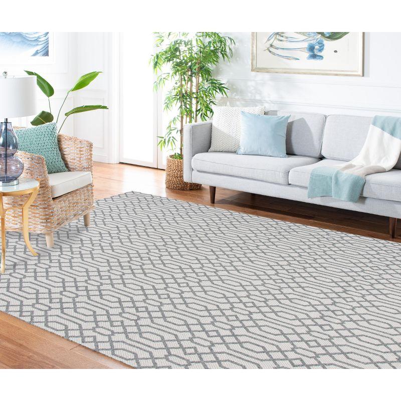 Martha Stewart MSR421 Power Loomed Area Rug  - Safavieh