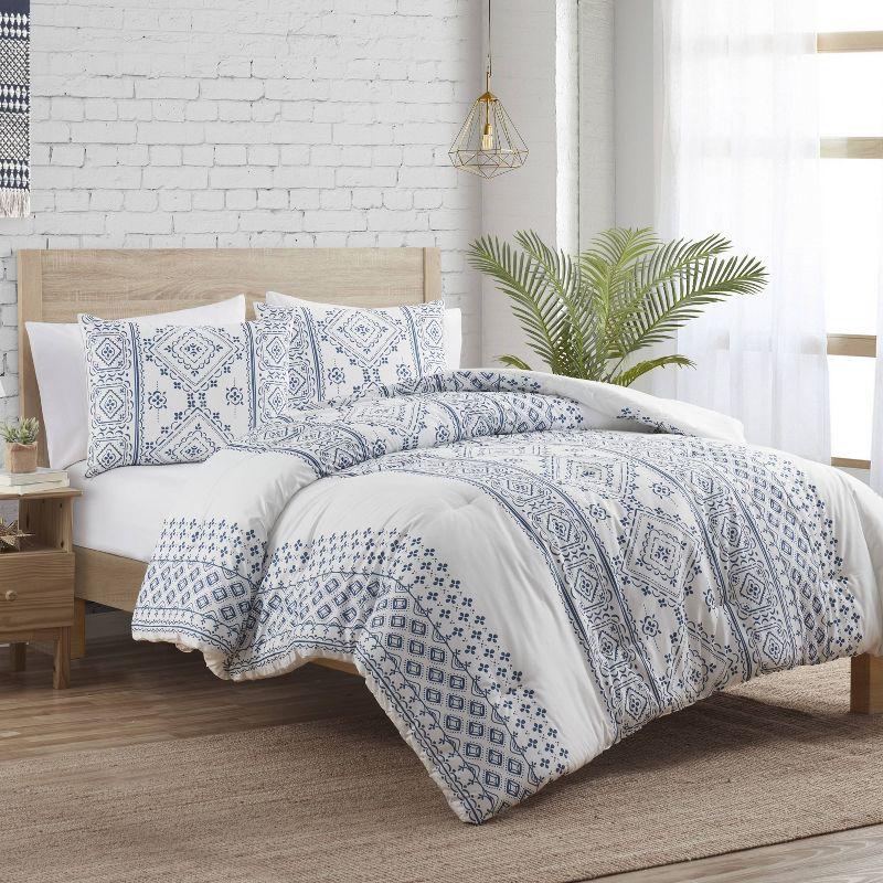 Twin White and Navy Microfiber Geometric Comforter Set