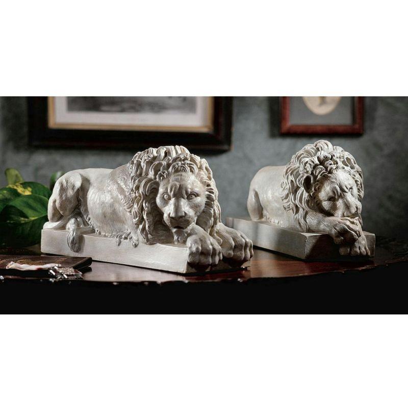 2 Piece Lions from the Vatican Figurines