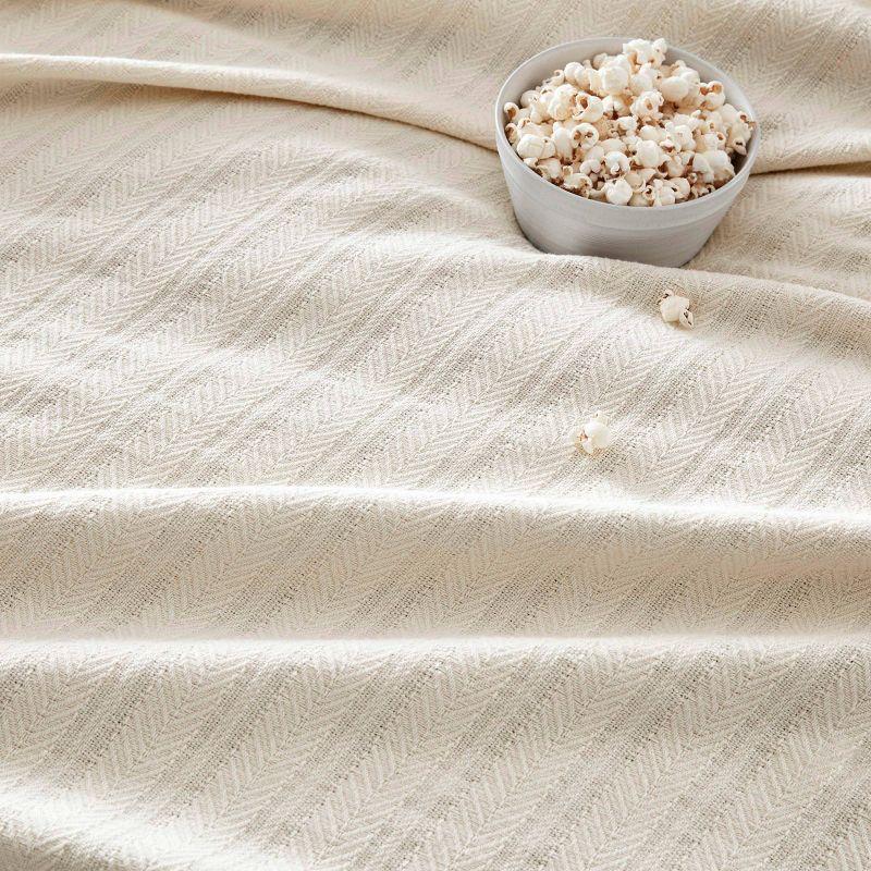 Vellux Vellux 100% Cotton Blanket - Soft, Breathable, Cozy & Lightweight Thermal Blanket  All-Season Blanket Perfect for Layering Bed, Couch & Sofa - Hotel Quality