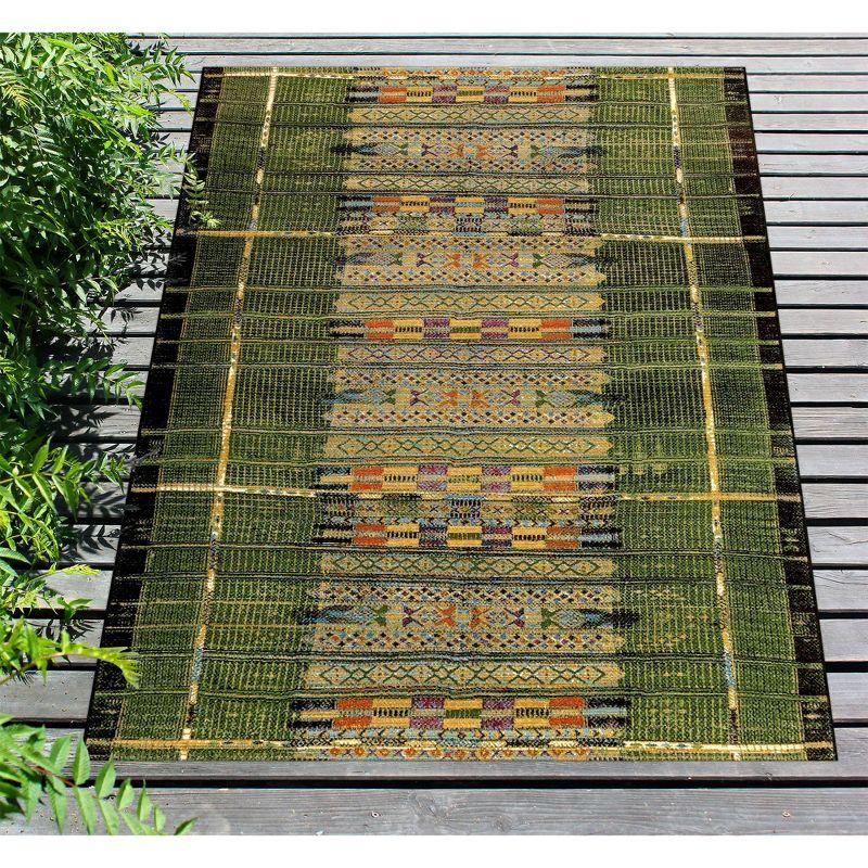 Liora Manne Marina Stripe Indoor/Outdoor Rug Green 6'6" x 9'4"
