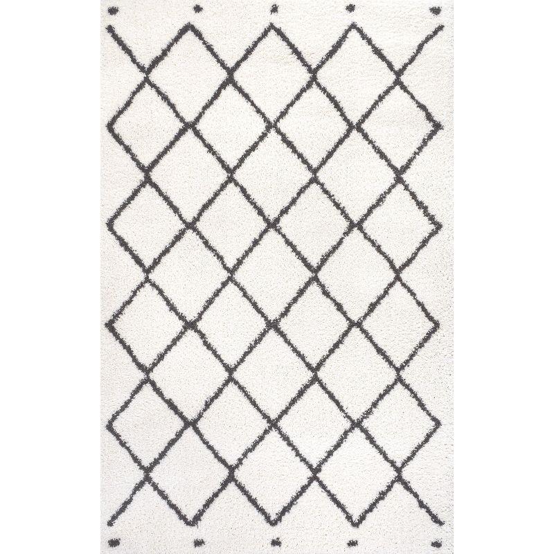 5'x8' Cami Moroccan Style Diamond Shag Area Rug, White - JONATHAN Y