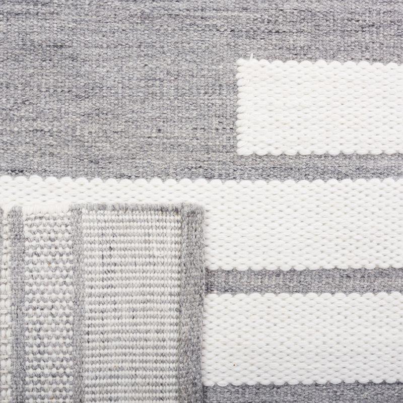 Safavieh Kilim Hand Woven Performance Striped Rug