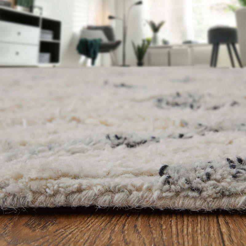 Anica Transitional Moroccan Ivory/Gray/Black Area Rug