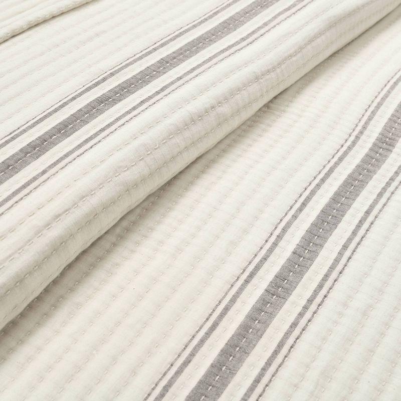Full/Queen Farmhouse Stripe Kantha Pick Sti Thread Counth Yarn Dyed Woven Single Quilt/Coverlet Gray - Lush Décor