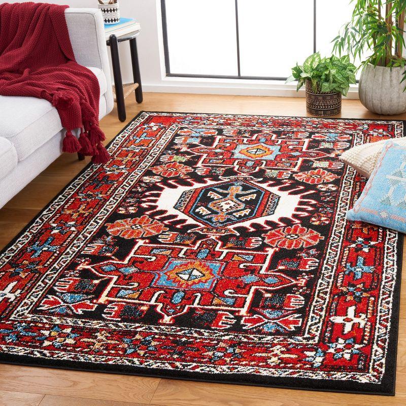 Vintage Hamadan VTH230 Power Loomed Area Rug  - Safavieh