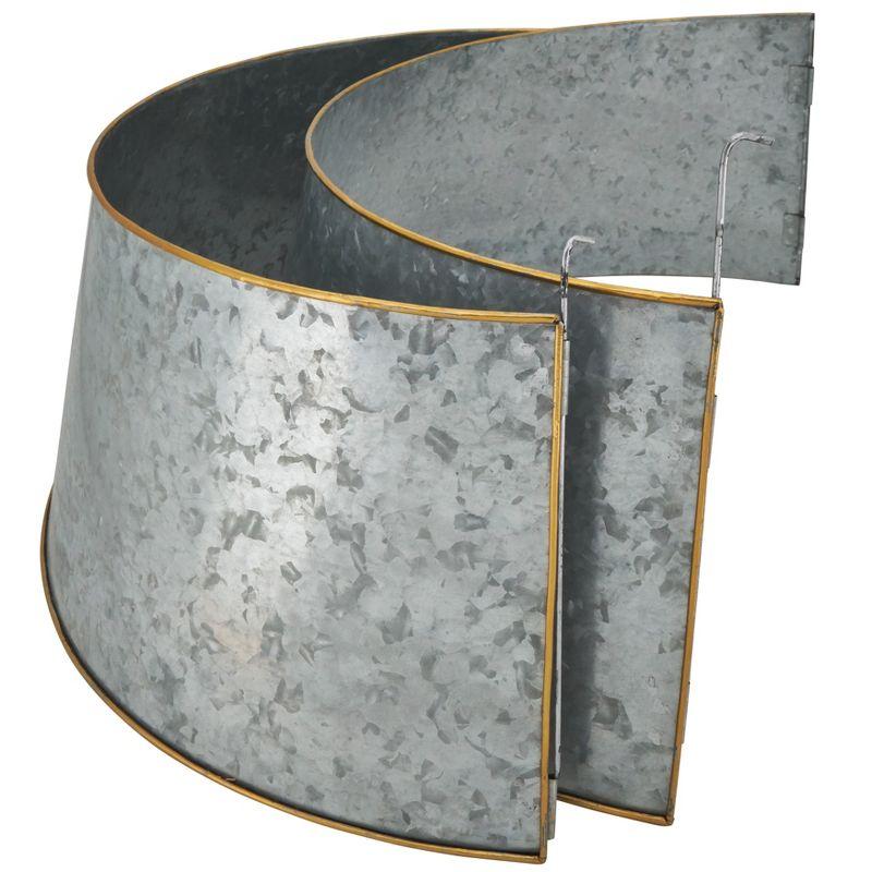 Andrey Metal Tree Collar