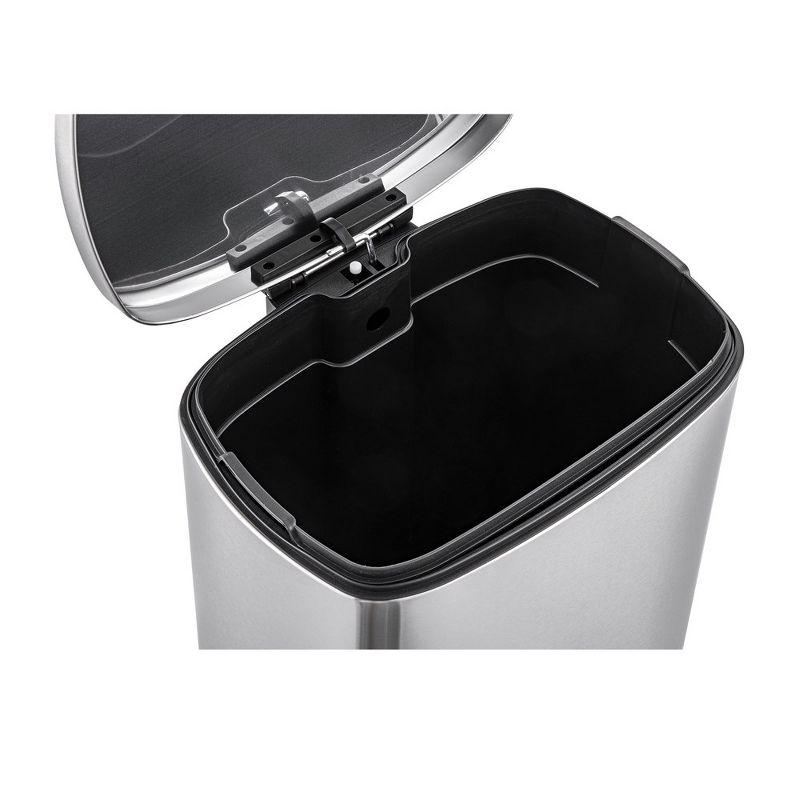 QUALIAZERO 13 GAL/50L, RECTANGLE SHAPE, STAINLESS STEEL STEP-ON CAN, WITH SOFT CLOSE LID, BRUSH FINISH