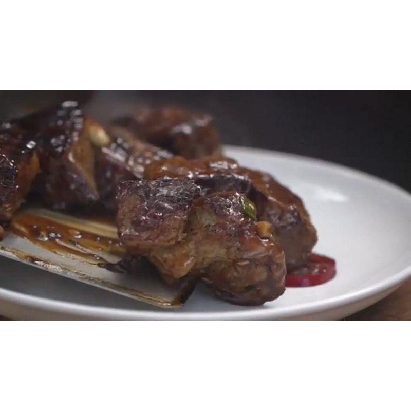 Blackstone 4-Burner 36" Omnivore Griddle with Hood and Extendable Side Shelves