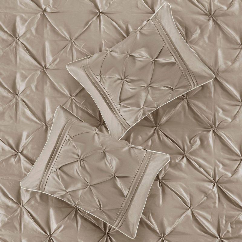 Madison Park Laurel 7 Piece Tufted Comforter Set