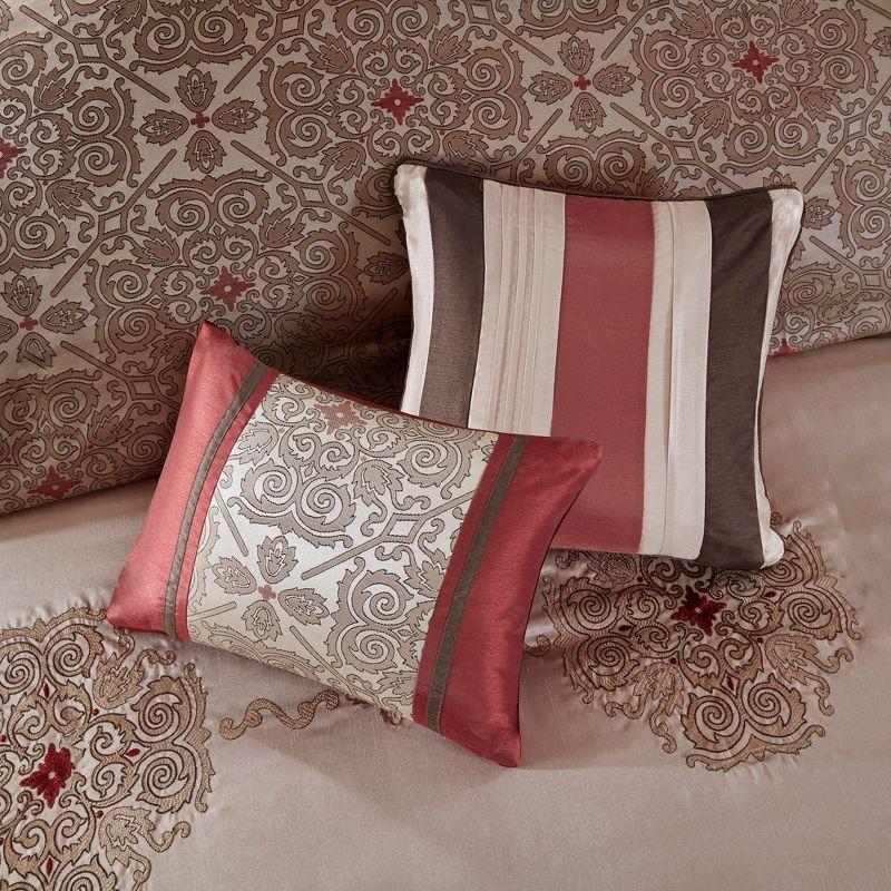 Madison Park Essentials Jacquard Traditional 24 Piece Room in a Bag