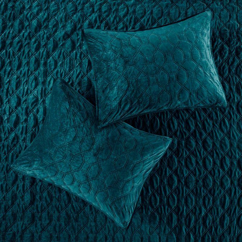 Madison Park Harper 3 Piece Velvet Quilt Set