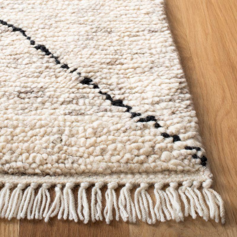 Casablanca CSB543 Hand Knotted Indoor Area Rug - Ivory/Black - 8'x10' - Safavieh