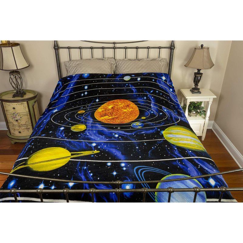 Dawhud Direct 50" x 60" Fleece Blanket for Bed For Boys, Men, Unisex and Kids