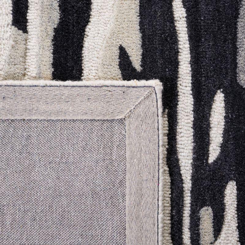 Rodeo Drive RD858 Hand Tufted Area Rug - Ivory/Black - 3'x5' - Safavieh.