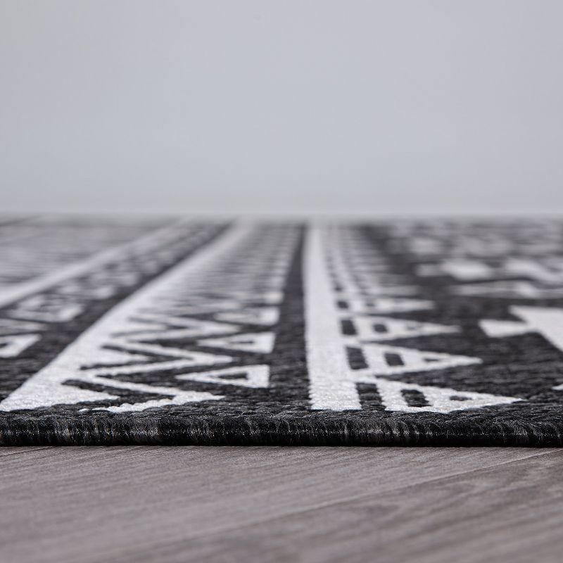 World Rug Gallery Distressed Geometric Bohemian Textured Flat Weave Indoor/Outdoor Area Rug - BLACK 5' X 7'