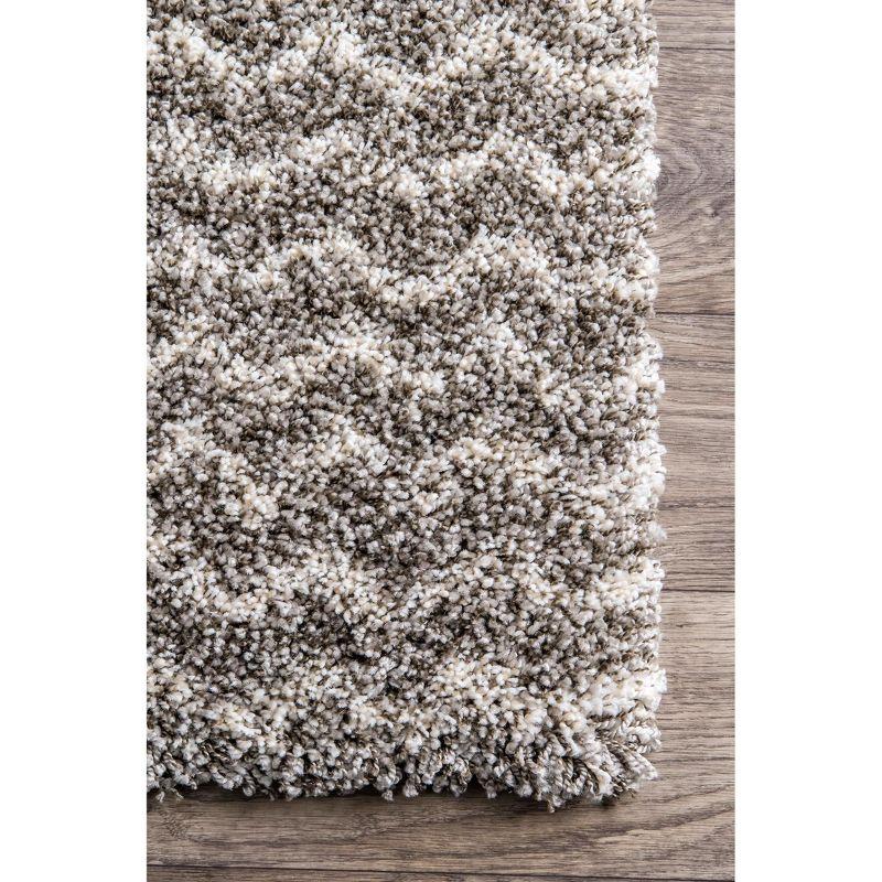Nuloom Cuellar Striped 7x9 Shag Indoor Area Rug for Living Room Bedroom Dining Room Nursery, Dark Grey/Ivory