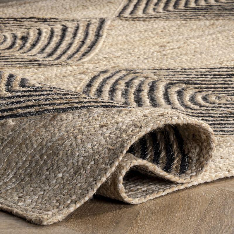 Axel Diamond Jute 5' x 8' Black and Natural Area Rug