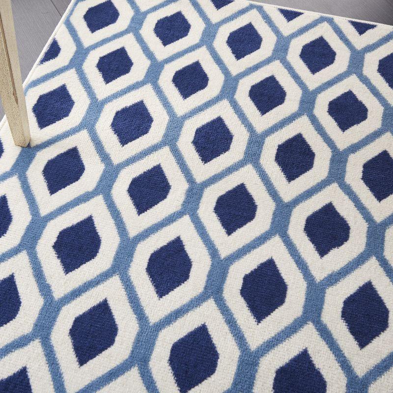 White and Navy Hexagonal Lattice 5' x 7' Synthetic Rug