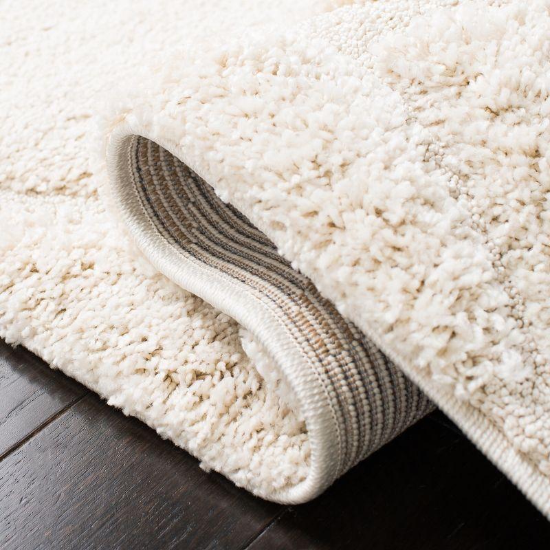 Florida Shag SG455 Power Loomed Indoor Area Rug - Creme/Creme - 5'x5' - Safavieh.