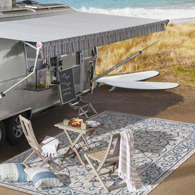 9' X 12' Charleston Vintage Filigree Textured Weave Indoor/Outdoor Area Rug, Gray/Navy - JONATHAN Y