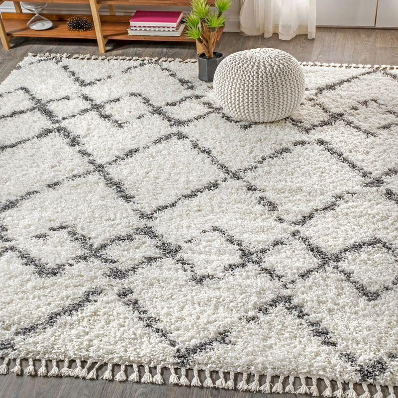 Cream/Grey Moroccan Tribal Geometric Trellis Shag Rug 8' x 10'