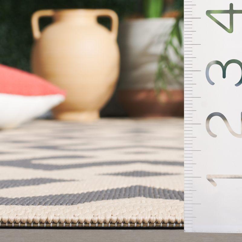 Courtyard CY6915 UV & Stain Resistant Non-Shedding Power Loomed Indoor/Outdoor Accent Rug - Grey/Bone - 4'x5'7" - Safavieh