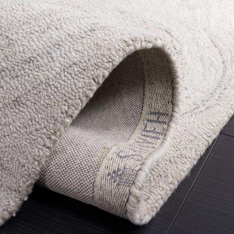 Abstract ABT148 Handmade Indoor Area Rug - Light Gray/Beige - 6' Round - Safavieh