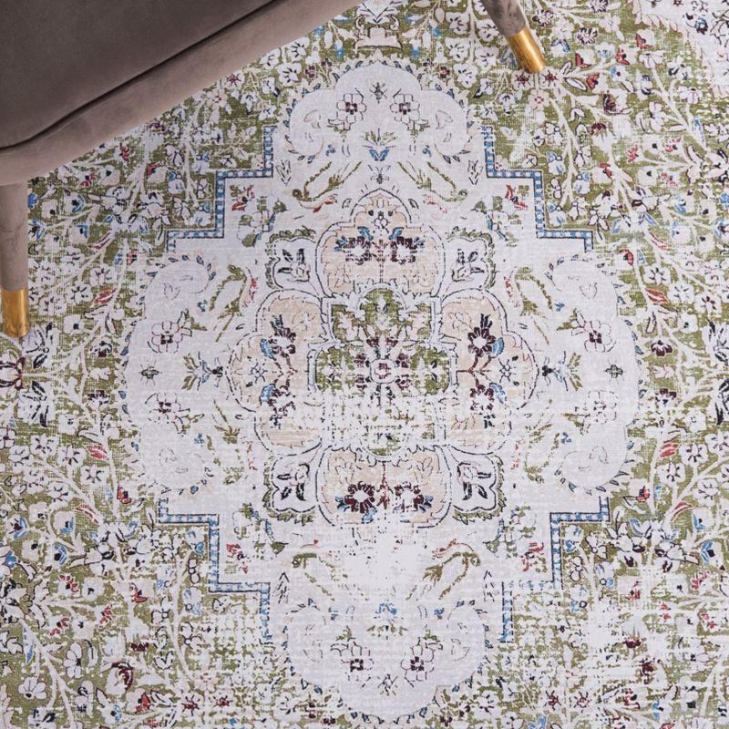 Tucson TSN136 Power Loomed Machine Washable Area Rug - Green/Beige - 4'x6' - Safavieh.