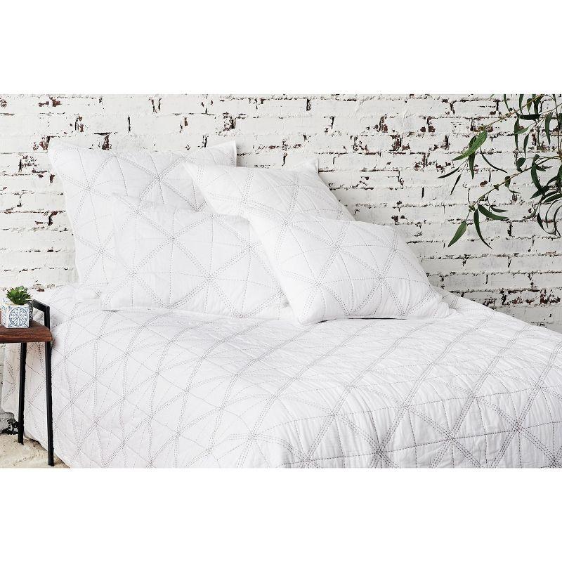 White Cotton Queen Reversible Quilt with Geometric Stitching