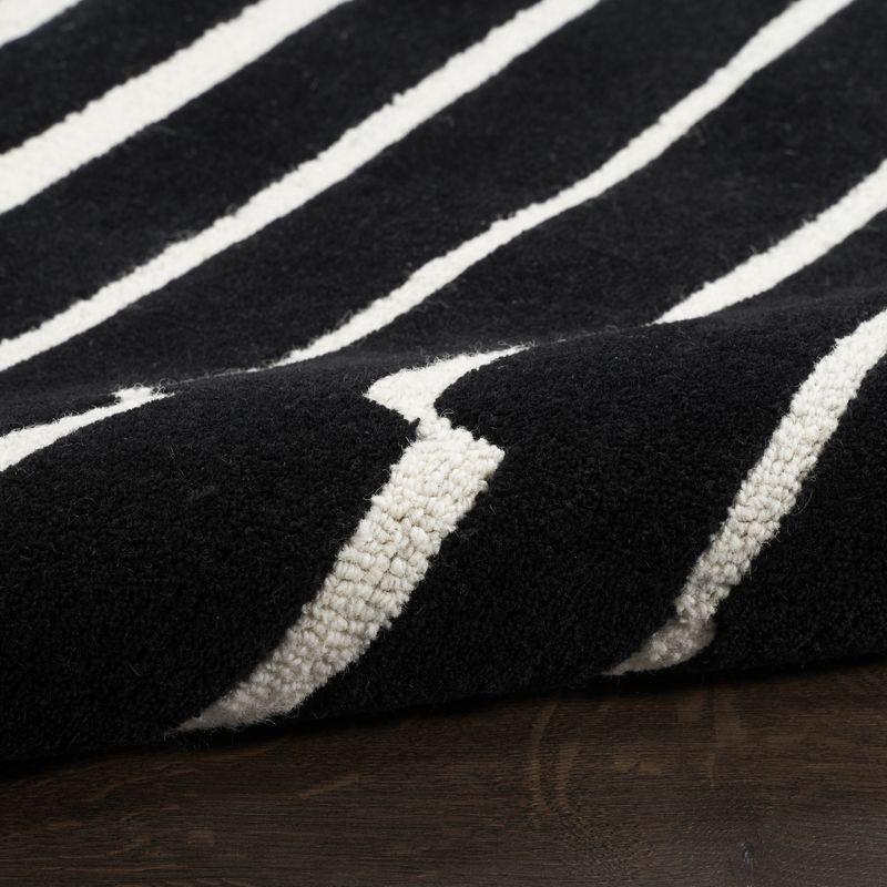 Modern Edge Black Ivory 5' x 7' Hand-Tufted Wool Area Rug