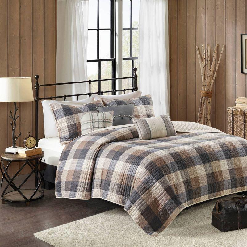 Madison Park Ridge 6 Piece Printed Herringbone Quilt Set with Throw Pillows