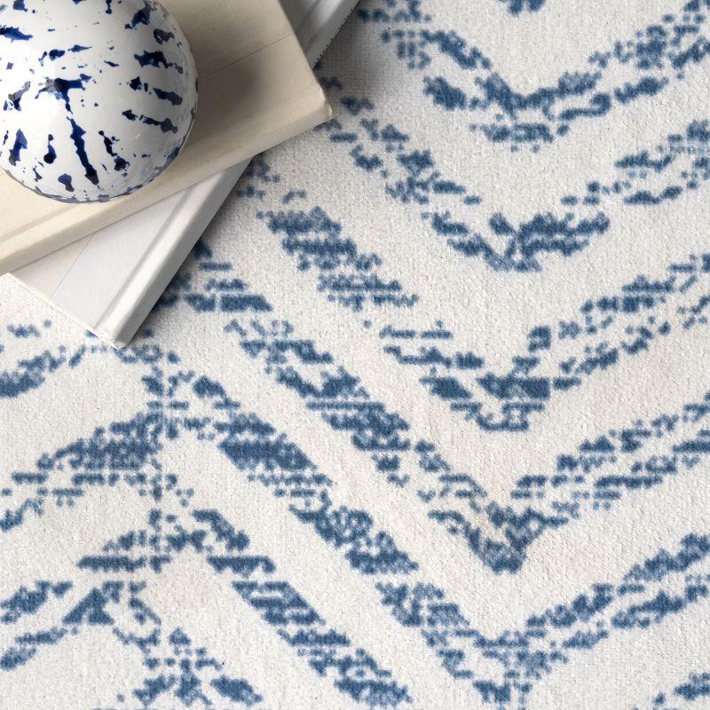 Nuloom Rosanne Herringbone 3x5 Machine Washable Accent Indoor Area Rug for Living Room Bedroom Dining Room Entryway Kitchen, Blue/Ivory