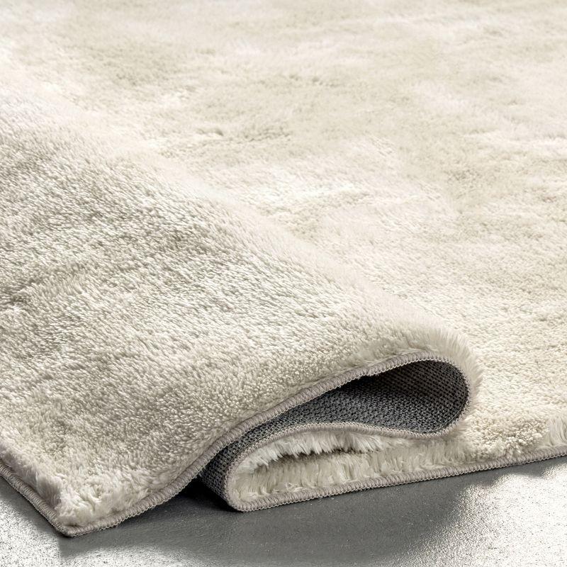 nuLOOM 6' x 9' Cozy Plush SuperiorWash Area Rug, Machine Washable, Non-Slip, Soft Fluffy Shag Carpet for Living Room Bedroom Nursery, Loni Cream